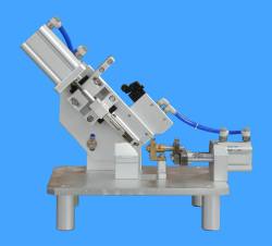 Endotracheal tube angle cutting machine, ET tube cutting machine,catheter cutting machine, medical catheter cutting machine, tube cutting machine,medical tube cutting machine, endotracheal tube chopping machine,catheter chopping machine,,slice machine